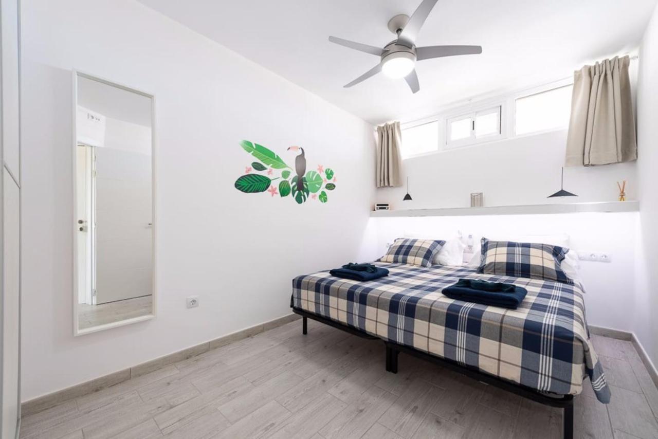 4 Minutes Walk From Yumbo Apartment มาสปาโลมาส ภายนอก รูปภาพ